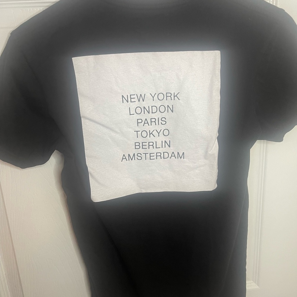 Worldwide Tee black
